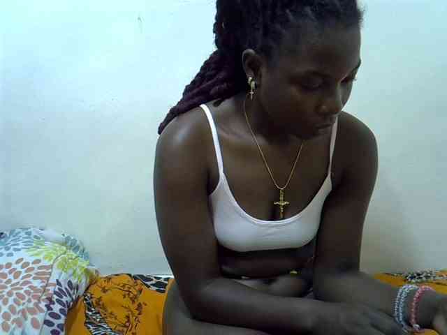 Prettylovie webcam