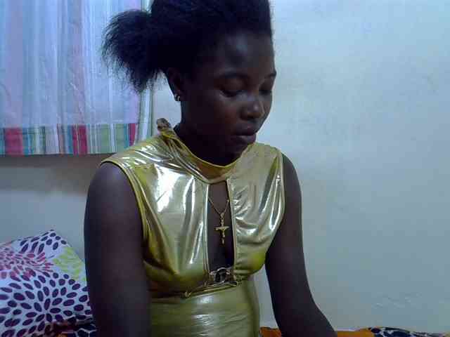 Prettylovie webcam