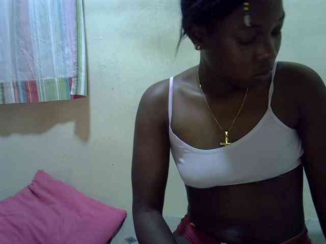Prettylovie webcam