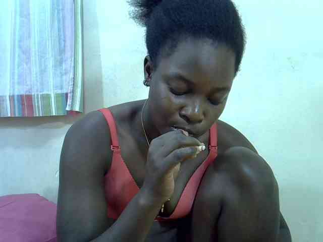 Prettylovie webcam