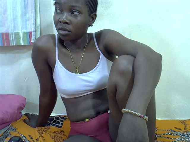 Prettylovie webcam