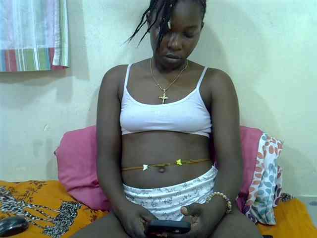 Prettylovie webcam