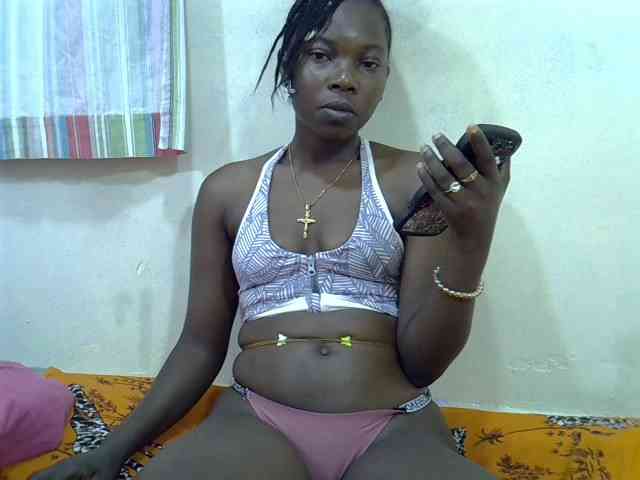 Prettylovie webcam