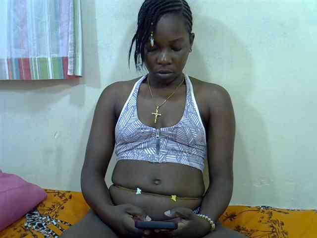 Prettylovie webcam