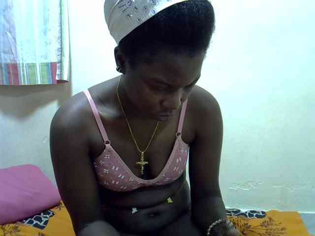 Prettylovie webcam