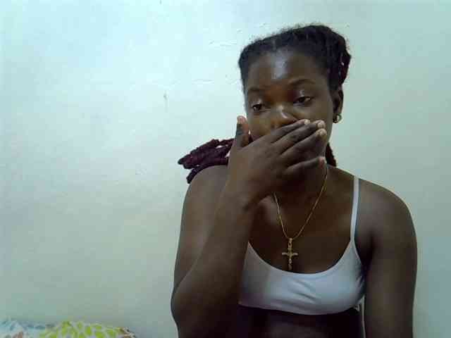 Prettylovie webcam