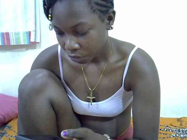 Prettylovie webcam