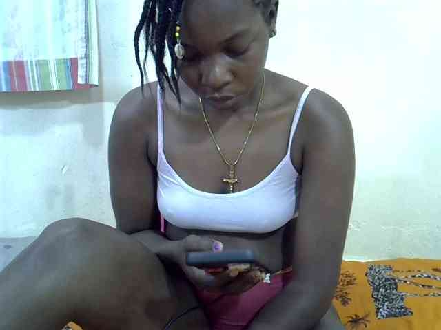 Prettylovie webcam