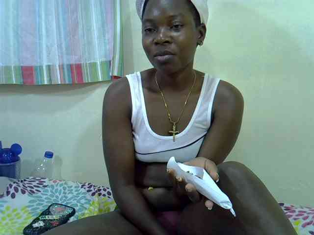 Model: Prettylovie