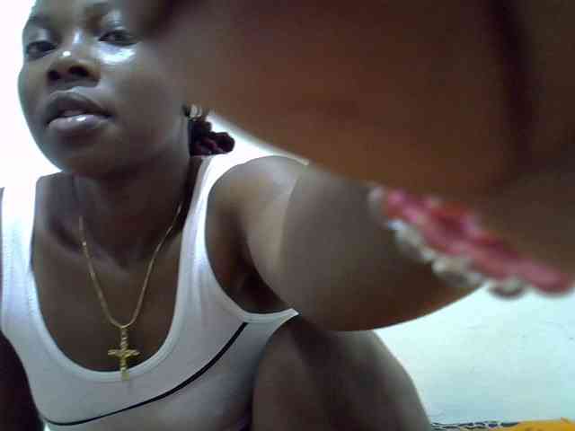 Prettylovie webcam