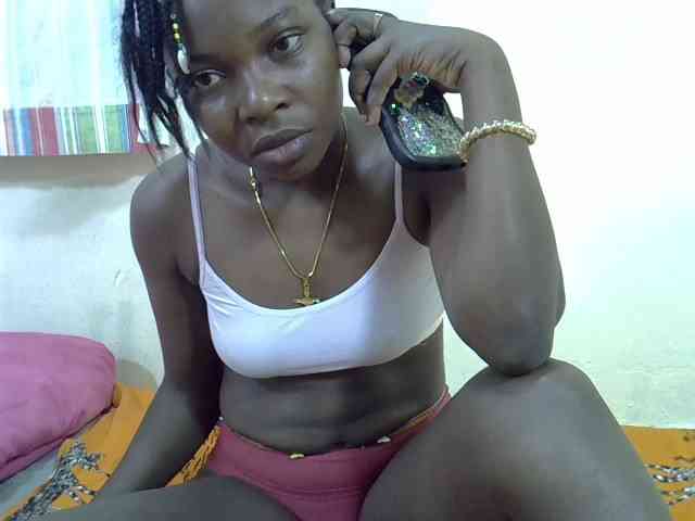 Prettylovie webcam