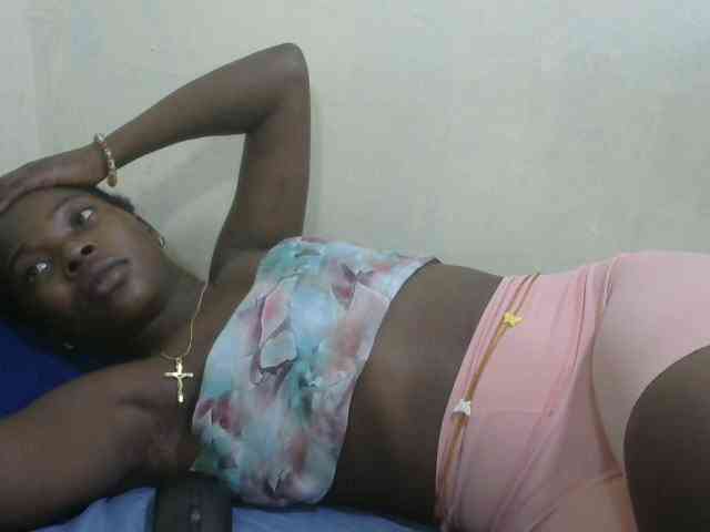 Prettylovie webcam