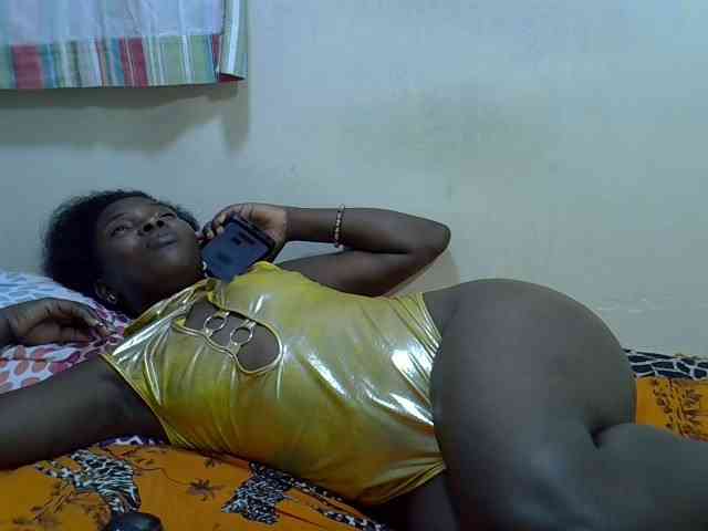 Prettylovie webcam