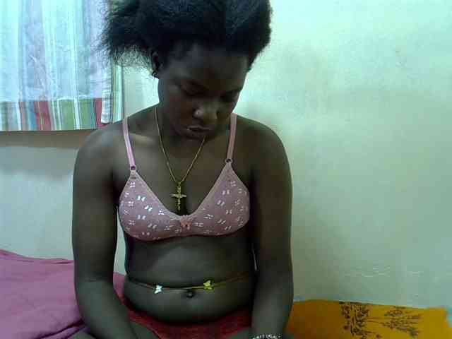 Prettylovie webcam