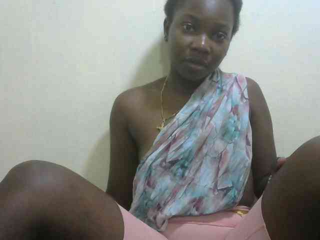 Prettylovie webcam