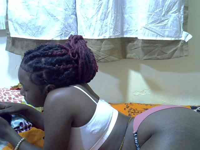 Prettylovie webcam