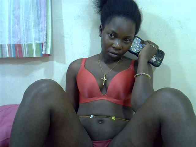 Prettylovie webcam