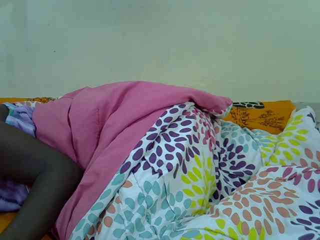 Prettylovie webcam