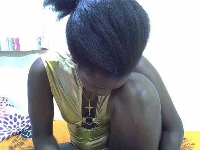 Prettylovie webcam