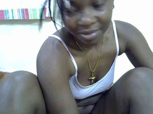 Prettylovie webcam