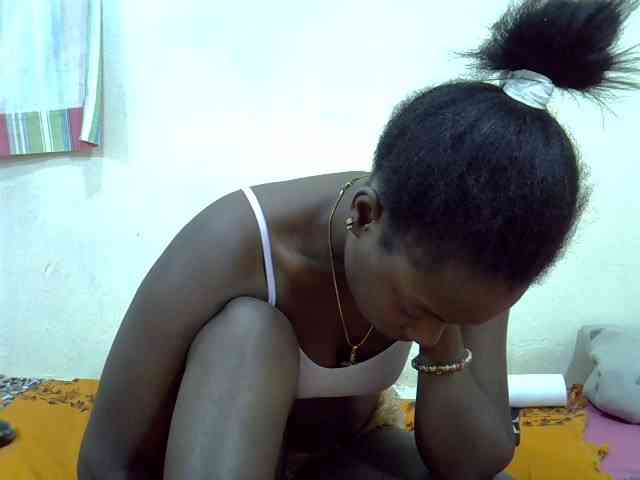 Prettylovie webcam