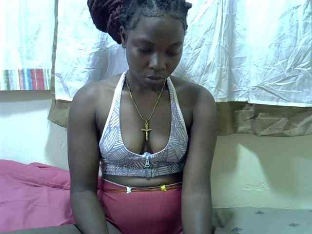 Prettylovie webcam