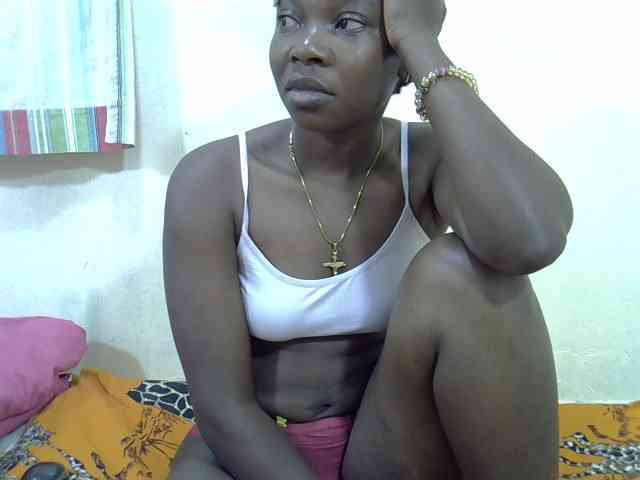 Prettylovie webcam