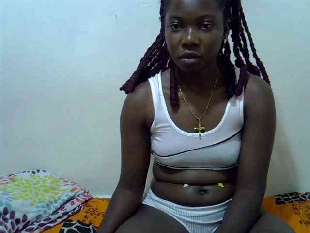 Prettylovie webcam