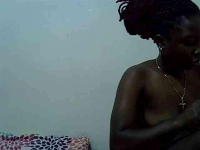 Prettylovie webcam