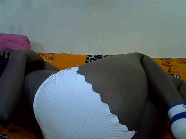 Prettylovie webcam
