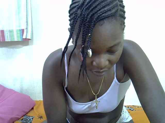 Prettylovie webcam