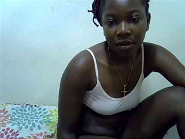 Prettylovie webcam