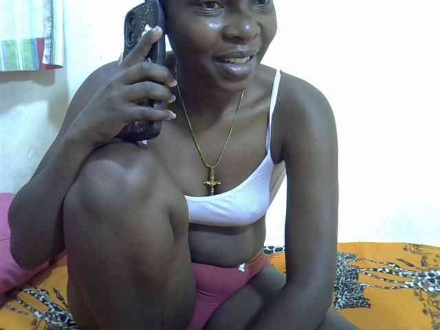 Prettylovie webcam