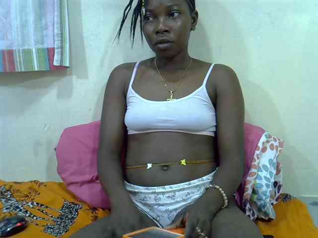 Prettylovie webcam
