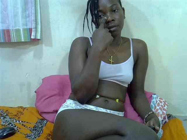 Prettylovie webcam