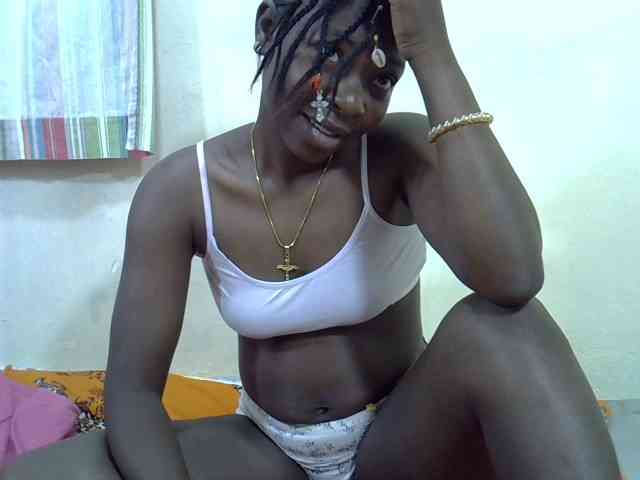 Prettylovie webcam