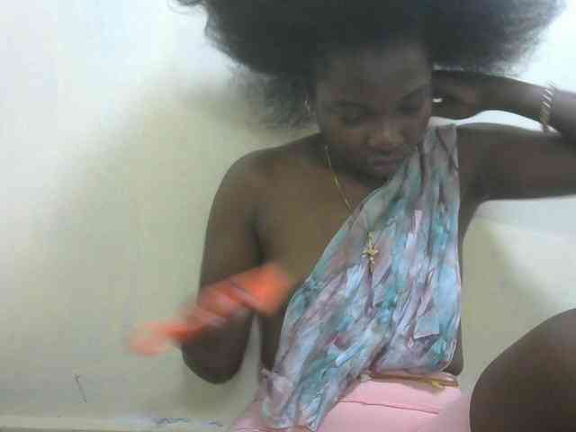 Prettylovie webcam