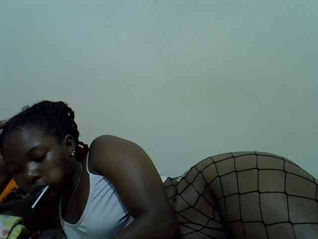 Prettylovie webcam