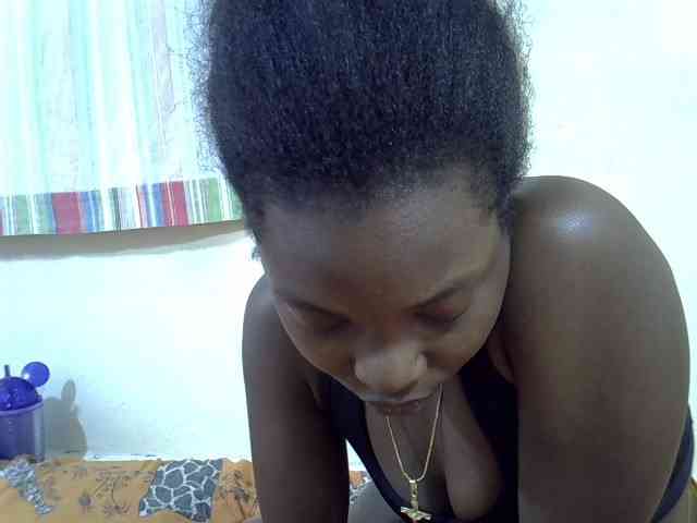 Prettylovie webcam