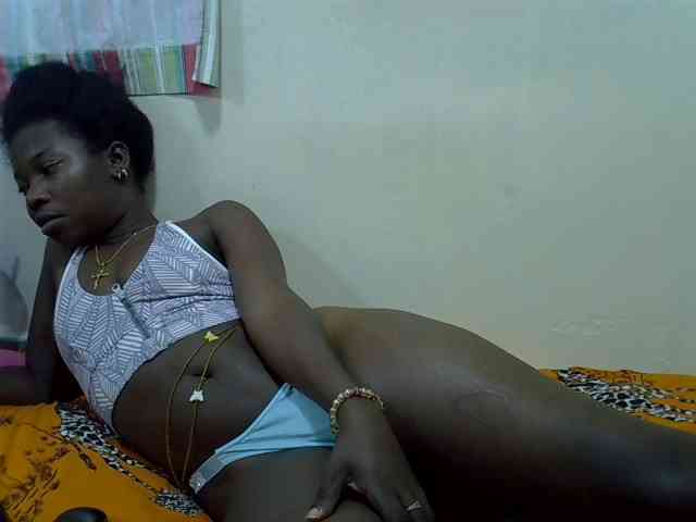 Prettylovie webcam