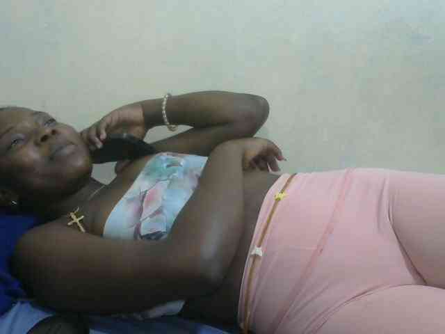 Prettylovie webcam