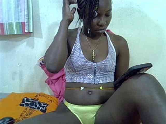 Prettylovie webcam
