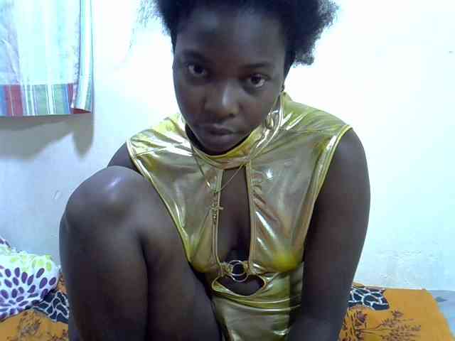 Prettylovie webcam
