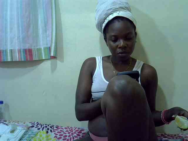 Prettylovie webcam