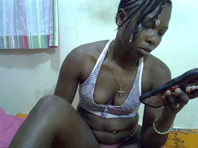 Prettylovie webcam