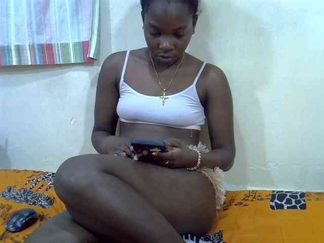 Prettylovie webcam