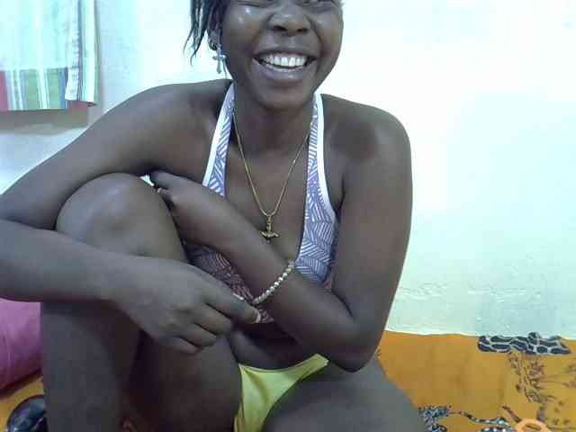 Prettylovie webcam