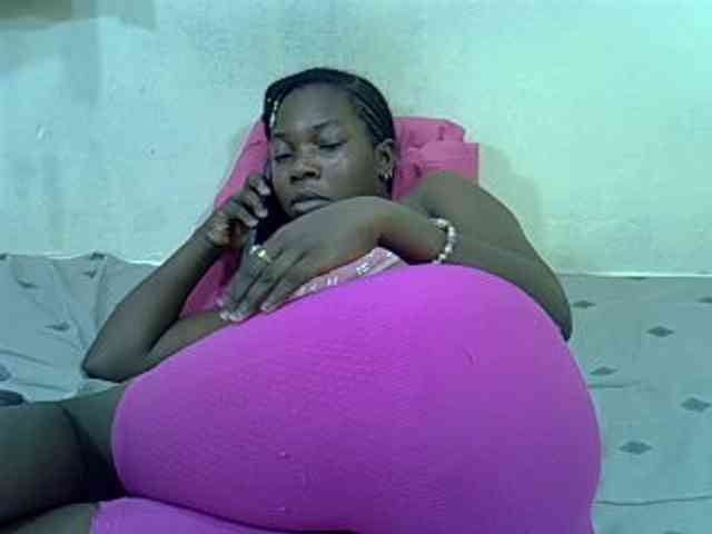 Prettylovie webcam