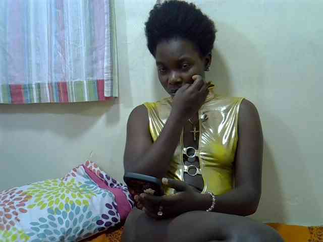 Prettylovie webcam