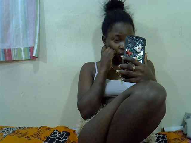 Prettylovie webcam